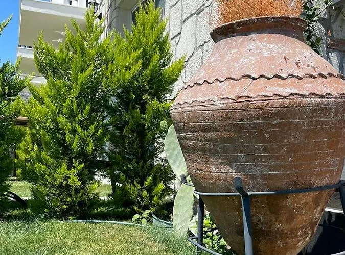 Merlin Aparthotel 3*