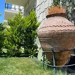 Merlin Aparthotel 3*
