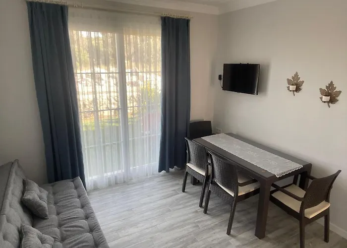 Merlin Karaburun (Izmir)